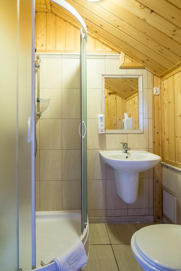 Karczma Pod Topolami Ratowo-Piotrowo Exteriér fotografie