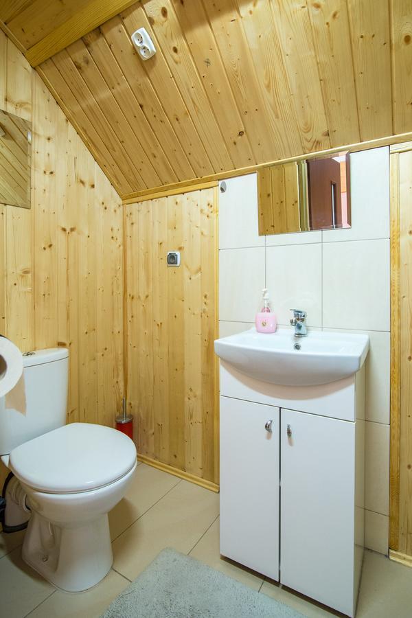 Karczma Pod Topolami Ratowo-Piotrowo Exteriér fotografie