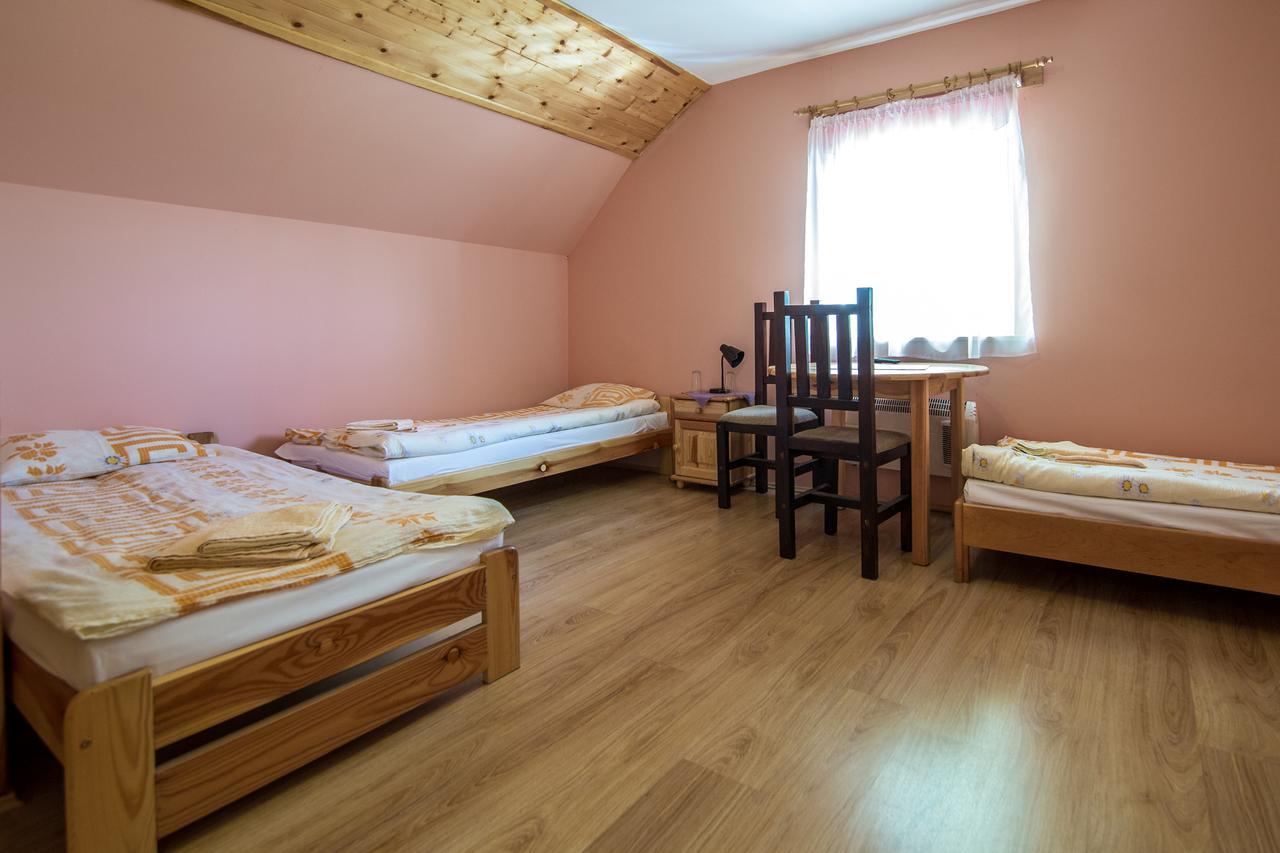 Karczma Pod Topolami Ratowo-Piotrowo Exteriér fotografie