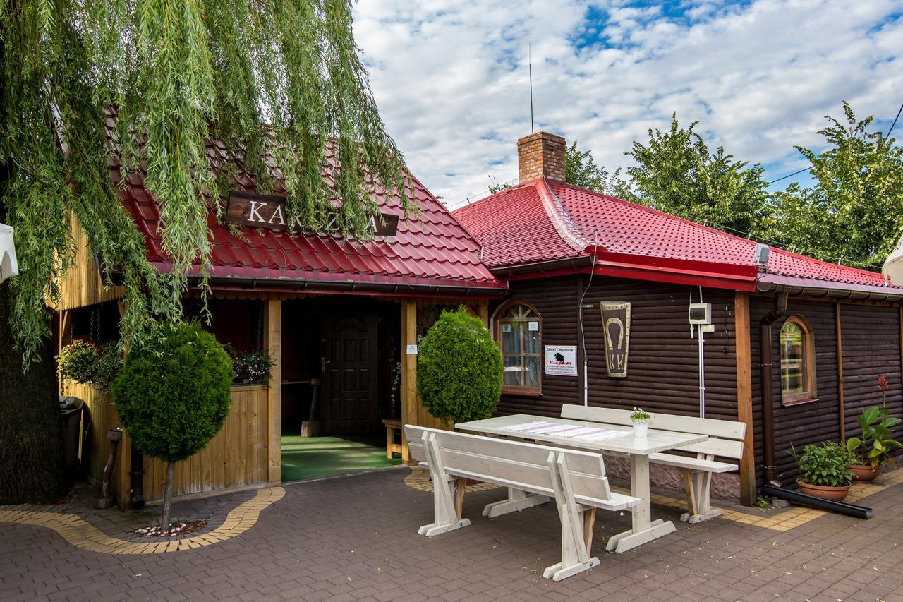 Karczma Pod Topolami Ratowo-Piotrowo Exteriér fotografie