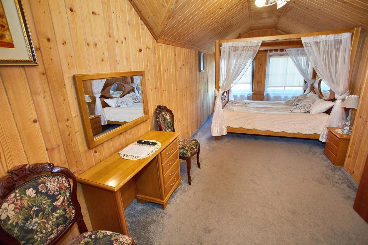 Karczma Pod Topolami Ratowo-Piotrowo Exteriér fotografie